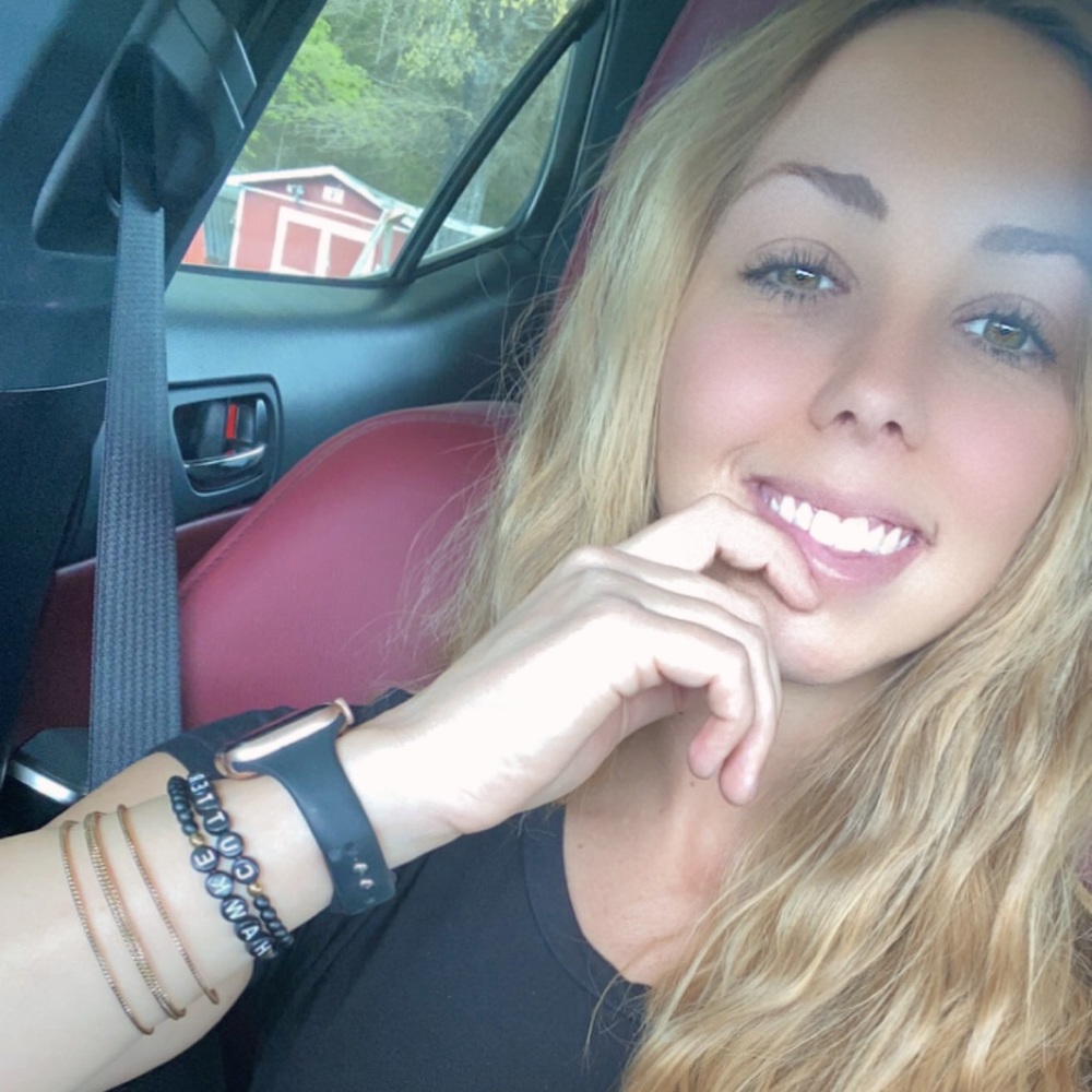 Meet your Posher, Amber